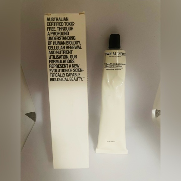 Grown Alchemist - Matte Balancing Moisturizer - 60ml/2.02oz - Picture 2 of 4